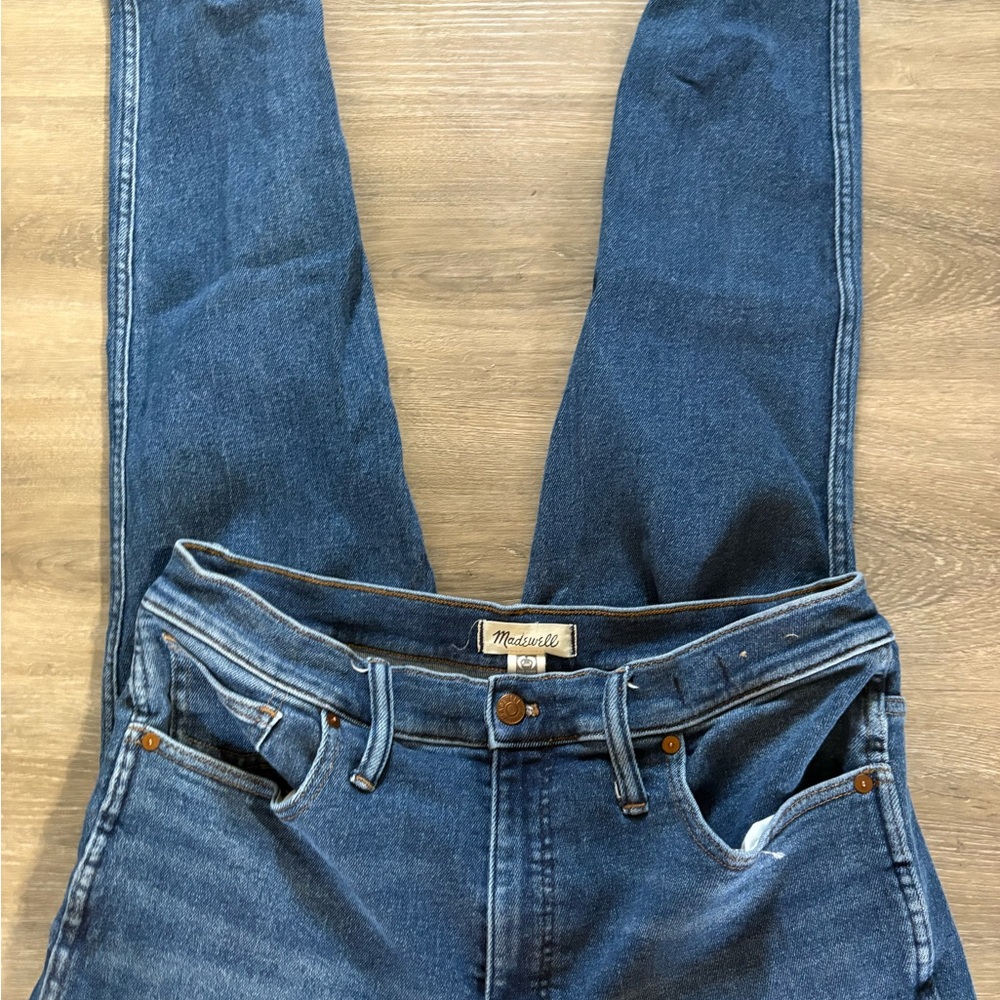 Madewell Women's Straight Leg Jeans in Dark Blue